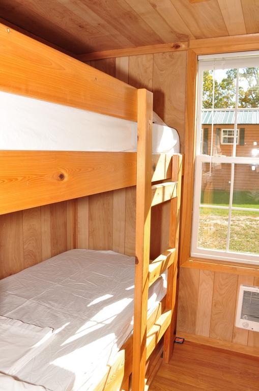 Plymouth Rock Camping Resort Rustic Cabin Elkhart Lake Exterior foto